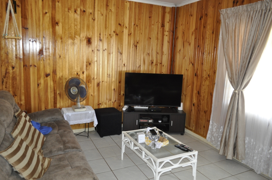 4 Bedroom Property for Sale in C Place Eastern Cape